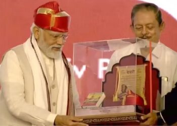 पंतप्रधान नरेंद्र मोदी यांचा पुण्यात लोकमान्य टिळक राष्ट्रीय पुरस्काराने गौरव