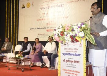 ऐतिहासिक चित्रपटांच्या निर्मितीला विशेष अनुदान – सांस्कृतिक कार्य मंत्री सुधीर मुनगंटीवार यांची घोषणा