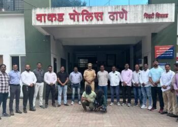 वाकड पोलिसांनी अट्टल घरफोड्या करणाऱ्या मुंबईच्या सराईत गुन्हेगारांना ठोकल्या बेड्या