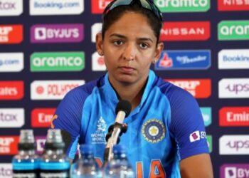 हरमनप्रीत कौरने ट्वेंटी-२० मालिकेतील दुसरा सामन्यातील पराभवाचं खापर फोडलं फलंदाजांवर