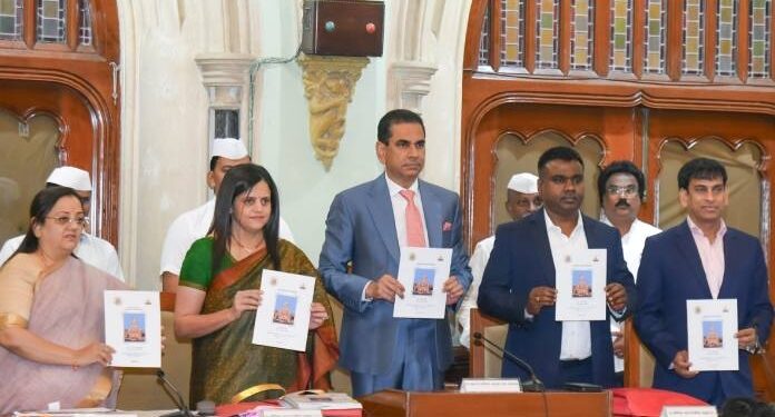 मुंबई महापालिकेचा ५९ हजार कोटींचा अर्थसंकल्प सादर