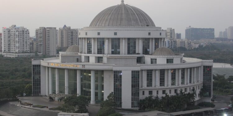 नवी मुंबईत अवैध बांधकामे लक्ष्य; चार हजार बांधकामे जमीनदोस्त करण्यासाठी मोहीम