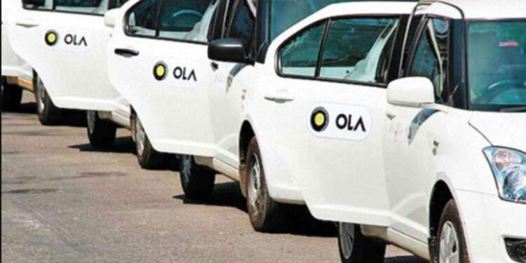 पुण्यात व्यवसाय करण्यास बंदी; ओला-उबरचा परवाना नाकारला