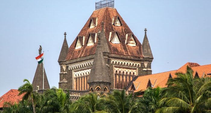 राजकीय पक्षाचे संबंध पाहून कारवाई करू नका! उच्च न्यायालयाचे आदेश