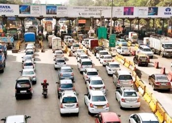 टोलमाफी द्या, अन्यथा ‘नोटा’ पर्याय वापरणार; मुलुंड पूर्वेतील हरिओम नगर मधील नागरिकांचा सरकारला इशारा
