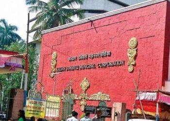 सफाई कामगाराची डोंबिवलीत पालिका साहाय्यक आयुक्ताबरोबर अरेरावी