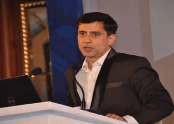 पालिका आयुक्त भूषण गगराणी यांचे निर्देश; नालेसफाईची कामे ५ जूनपर्यंत पूर्ण करावी, अतिरिक्त यंत्रणा, मनुष्यबळ नेमून कामांना वेग द्यावा