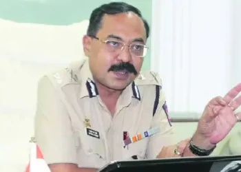 बेकायदा हॉटेल्स, पब्ज, डान्स बारवर कारवाई करा, ठाणे पोलीस आयुक्त आशुतोष डुंबरे यांचे आदेश