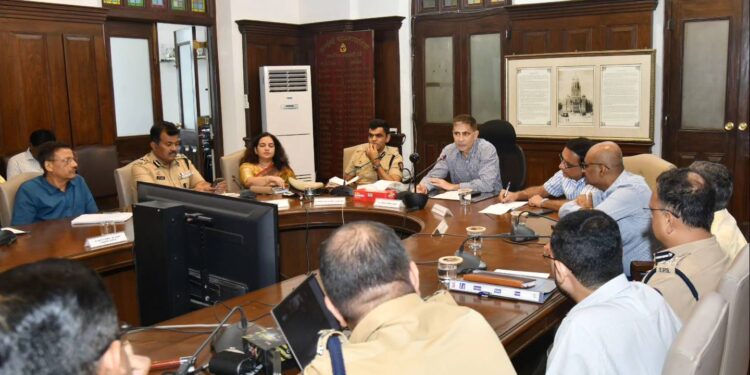 न्यायालयाने कान टोचल्यानंतर कारवाईसाठी संयुक्त मोहीम; अनधिकृत फेरीवाले रडारवर