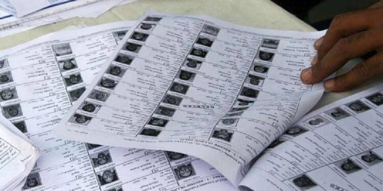 १२ हजार नावे समाविष्ट नसल्याचा आरोप; मुंबई पदवीधरमध्ये मतदार यादीचा घोळ