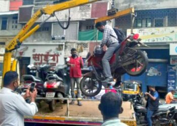 कारवाईच्यावेळी वाहनचालक उपस्थित असल्यास केवळ ‘नो-पार्किंग’चा दंड; ‘टोइंग’च्या सरसकट भुर्दंडातून सुटका