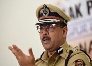 सायबर चोरट्यांनी पैशांची मागणी केल्याचे उघड; समाजमाध्यमात पोलीस आयुक्तांच्या नावे बनावट खाते