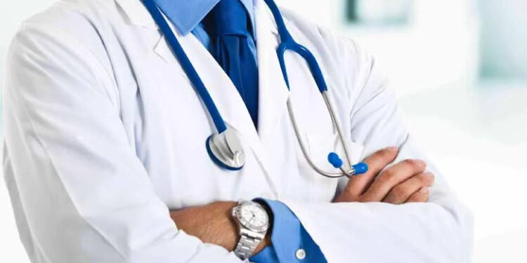 ५ महिन्यांपासून आदिवासी जिल्ह्यातील आरोग्य विभागातील डॉक्टर वेतनाविना