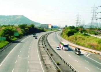 मुंबई-नाशिक महामार्गावरील वडपे ते ठाणे वाहतूक कोंडीच्या समस्येतून, मे २०२५ मध्ये सुटका होणार
