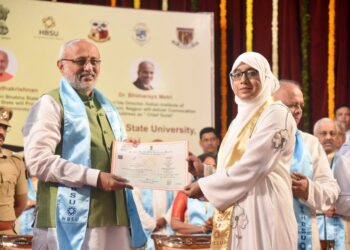 विद्यार्थ्यांनी शैक्षणिक जीवनात मिळविलेल्या ज्ञानाचा उपयोग समाजाच्या कल्याणासाठी करावा- राज्यपाल सी. पी. राधाकृष्णन