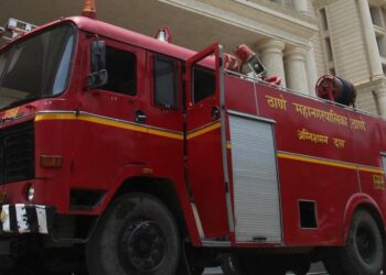 डोंबिवलीतील रिजन्सी इस्टेटमधील क्लबहाऊसला लागली आग