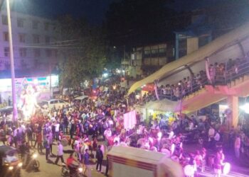 कल्याण, डोंबिवलीतील सार्वजनिक गणेशोत्सव गणपती आगमन मिरवणुकामुळे वाहन कोंडी; प्रवासी त्रस्त