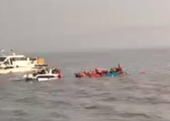 बोट दुर्घटनेमध्ये नौदलाच्या स्पीडबोट चालकाविरोधात गुन्हा दाखल, नौदलाने चौकशीचे दिले आदेश