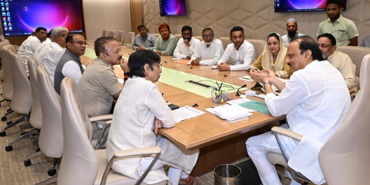 उपमुख्यमंत्र्यांच्या आवाहनानंतर कुरेशी समाज संघटनांचा संप मागे