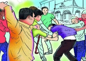 बोरिवलीत दोन गटांच्या हाणामारीत ४ जण जखमी