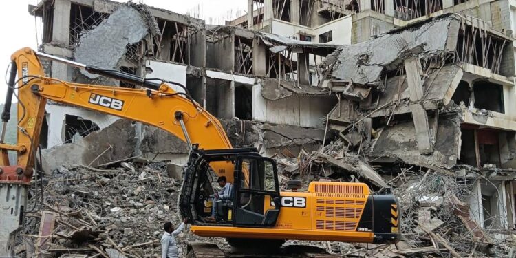 ठाण्यात २६४ अनधिकृत बांधकामांवर अतिक्रमण विरोधी पथकाची कारवाई