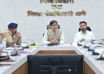 घोडबंदरवासियांचे वाहतूक कोंडीतून सुटका करण्यासाठी जिल्हाधिकारी डॉ.श्रीकृष्ण पांचाळ यांनी घेतली तातडीने बैठक