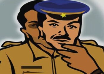 तोतया पोलिस बनून ७० वर्षीय वृध्दाला लुटले