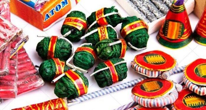 BMCचा कडक निर्णय! मुंबईत विनापरवाना फटाकेविक्रीवर बंदी