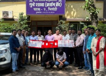 उत्सवाच्या काळात बनावट चलन बदली करणारी टोळी गजाआड