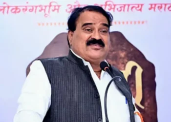 मराठी भाषा वाचवण्यासाठी आपणच पुढे यायला हवे – साहित्यिक विश्वास पाटील