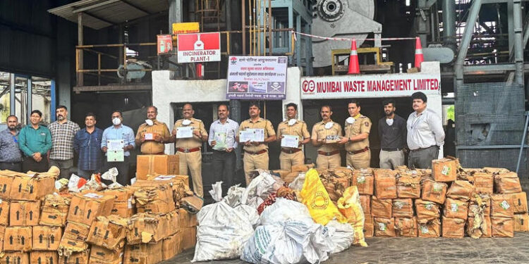 ठाणे पोलिसांकडून विविध गुन्ह्यात जप्त केलेला १ हजार ५६ किलो ड्रग्जसाठा नष्ट