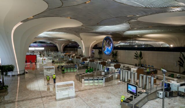 नवी मुंबई विमानतळाच्या सुरक्षेसाठी राज्य सरकारचा मोठा निर्णय; उभारणार स्वतंत्र पोलिस ठाणे, १०८ पदांची नेमणूक