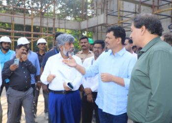 ठाण्याचे नवीन जिल्हा शासकीय रुग्णालय येणाऱ्या पिढ्यांसाठी आशेचा किरण – आरोग्य मंत्री प्रकाश आबिटकर