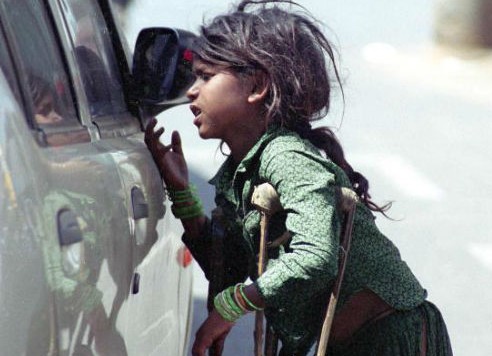 राज्यात भीक मागणे गुन्हा? लवकरच होणार कायदा