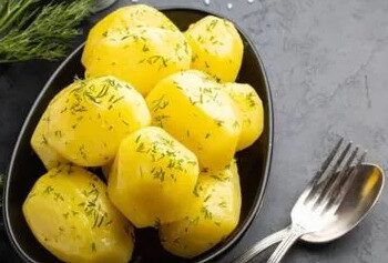 उकडलेला बटाटा शरीरासाठी अधिक फायदेशीर!