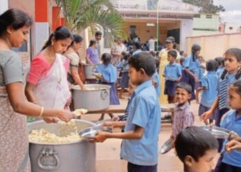 शालेय विद्यार्थ्यांना दुपारच्या भोजनासोबत सकाळचा नाश्ता देण्यार – केंद्र सरकारचा निर्णय