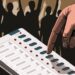 मतदानासाठी कर्मचाऱ्यांना भरपगारी सुट्टी अनिवार्य! – सरकारचे आदेश