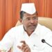 नववर्षाच्या आगमनाआधी हॉटेल्स, उपहारगृहांची तपासणी आवश्यक – मंत्री नरहरी झिरवाळ