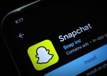 Snapchat ला टक्कर देण्यासाठी लवकरच येणार Meta चं नवं ‘Instants’ अ‍ॅप!