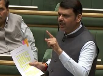 खरात प्रकरणाचा सोक्षमोक्ष लागणार! कुठल्याही परिस्थितीत शिक्षा होणारच, मुख्यमंत्र्यांचे आश्वासन