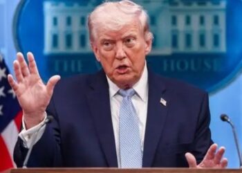 “इराण असो वा नसो, होर्मुझची सामुद्रधुनी खुली करणारच”; डोनाल्ड ट्रम्प यांचा थेट इशारा