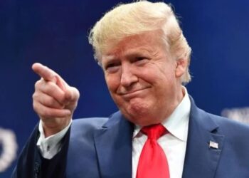 “तुम्ही लढा, स्वतःचे रक्षण स्वतःच करा!” – इंधन टंचाईवरून डोनाल्ड ट्रम्प यांचा मित्रदेशांना इशारा