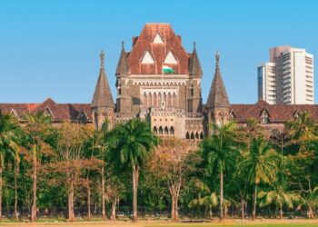 एफआयआर कॉपी न दिल्याने वाडा पोलीस ठाण्याच्या अधिकाऱ्याला उच्च न्यायालयाचा दणका; २५ हजारांचा दंड!