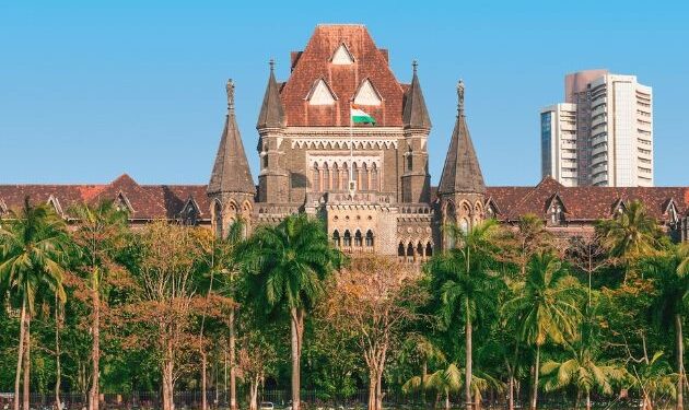 एफआयआर कॉपी न दिल्याने वाडा पोलीस ठाण्याच्या अधिकाऱ्याला उच्च न्यायालयाचा दणका; २५ हजारांचा दंड!