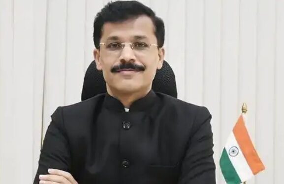 दूधात भेसळ कराल तर गाठ माझ्याशी! तुकाराम मुंढेंचा डेअरी चालकांना सज्जड दम