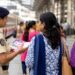 महिला सुरक्षेसाठी ‘खाकीतील सखी’ उपक्रमाला बळ; ठाणे स्थानकात जनजागृती मोहीम!