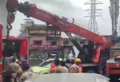 मुंबईत बेस्टच्या अपघातांची मालिका सुरूच! बसची दुभाजकाला धडक, ६५ वर्षीय पादचाऱ्याचा दुर्दैवी अंत