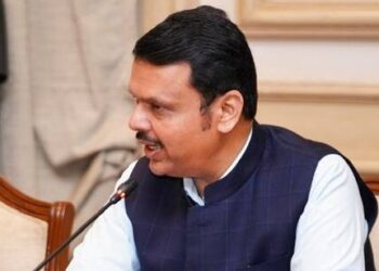 १८ कोटी वृक्ष लागवडीचे उद्दिष्ट पूर्ण करण्यासाठी नियोजन करावे – मुख्यमंत्री देवेंद्र फडणवीस