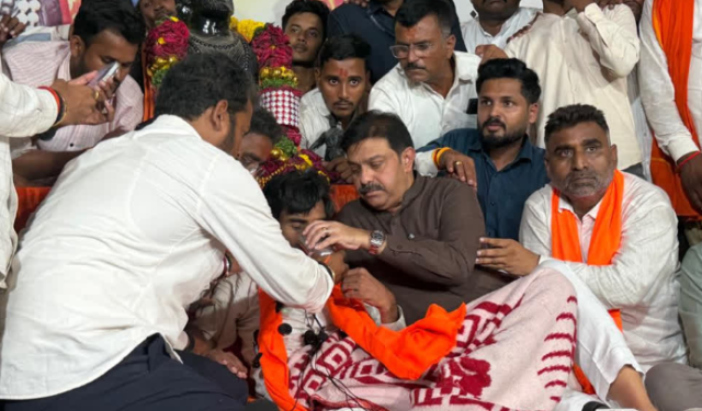 प्रसाद लाडांनी पाजले पाणी, पण जरांगेंची भूमिका कायम; गॅझेटच्या अध्यादेशाशिवाय माघार नाही!