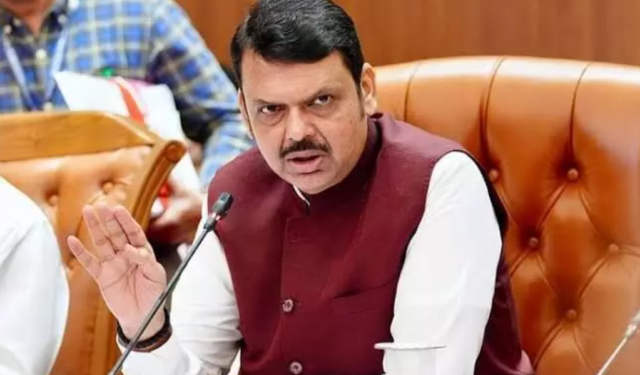 २०२९ पर्यंत महाराष्ट्रातच राहणार; दिल्लीच्या चर्चांना फडणवीसांचा पूर्णविराम